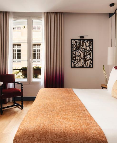 B SIGNATURE Hotels & Resorts