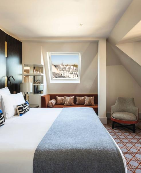 B SIGNATURE Hotels & Resorts