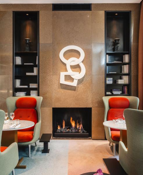 B SIGNATURE Hotels & Resorts