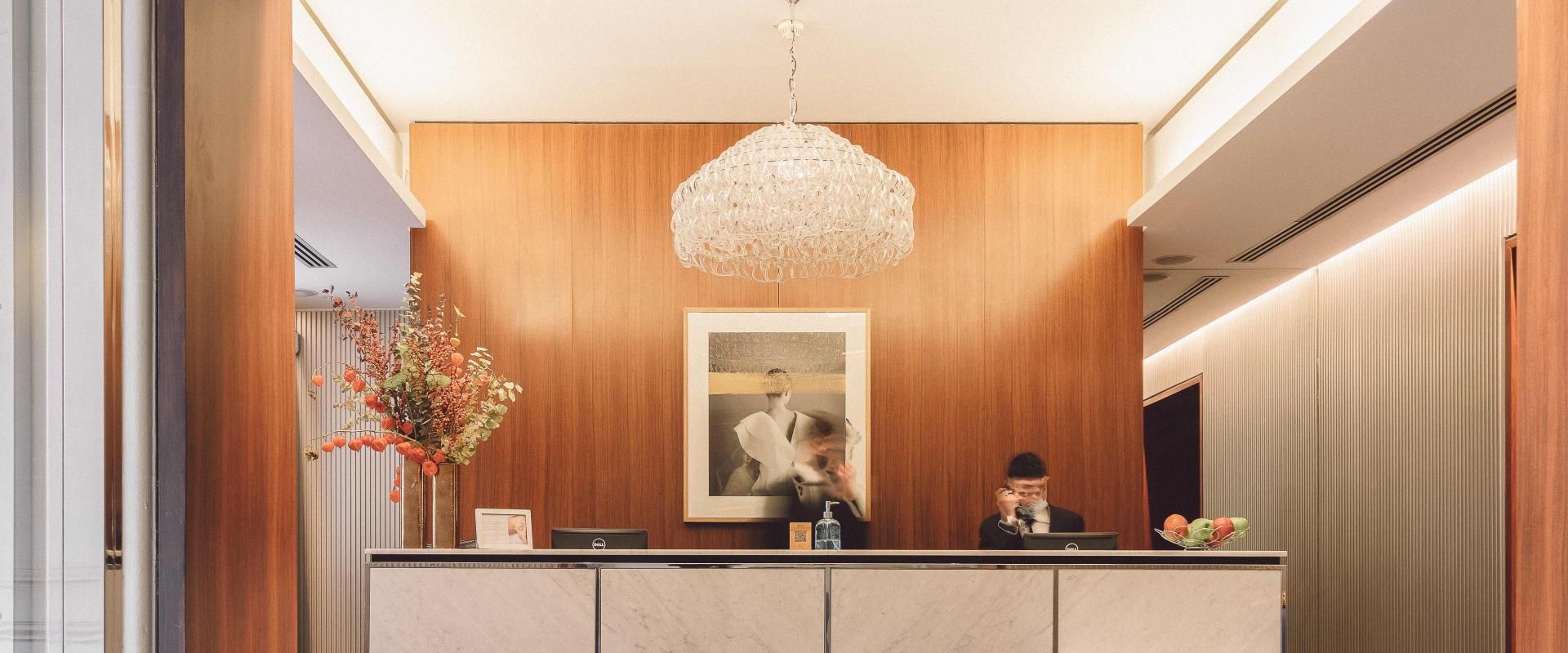 B SIGNATURE Hotels & Resorts
