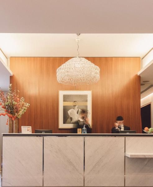 B Signature Hotels & Resorts - Business trips