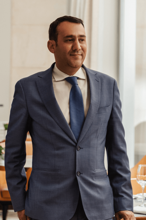 B Signature Hotels & Resorts - Directors