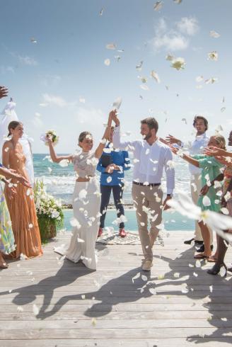 B SIGNATURE Hotels & Resorts