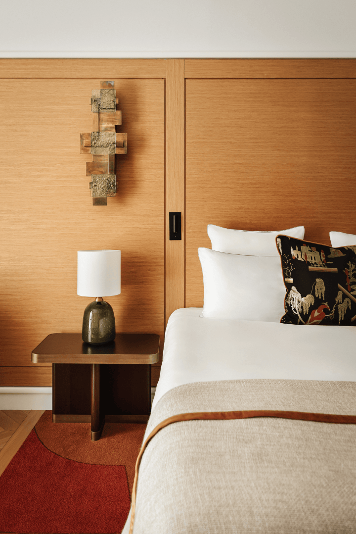 B SIGNATURE Hotels & Resorts