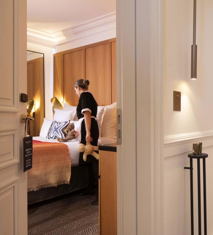 B SIGNATURE Hotels & Resorts