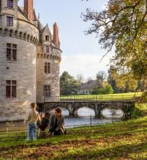 B SIGNATURE Hotels & Resorts