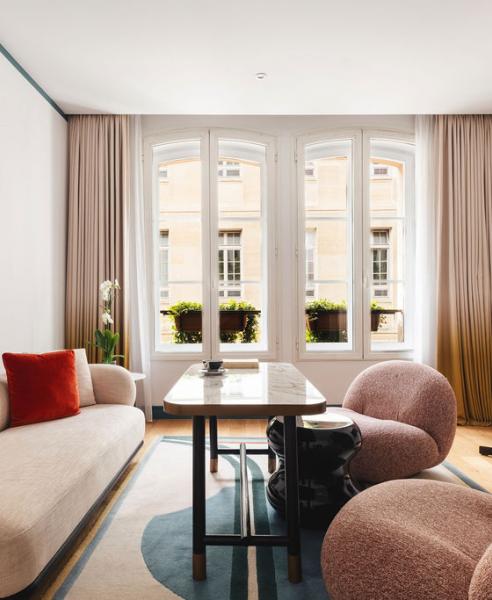 B SIGNATURE Hotels & Resorts