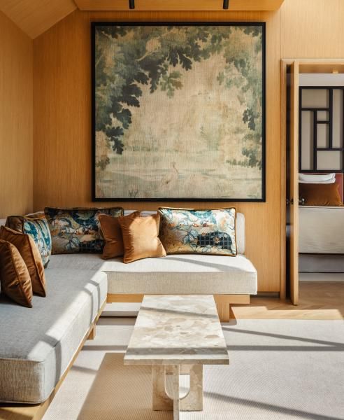 B SIGNATURE Hotels & Resorts