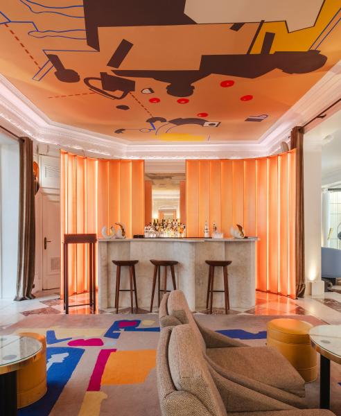 B SIGNATURE Hotels & Resorts